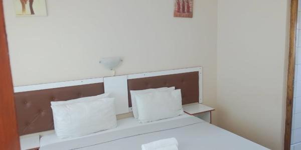 Amafana Guest House Mount Frere Buitenkant foto
