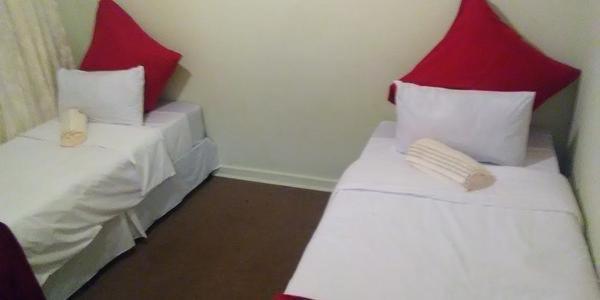 Amafana Guest House Mount Frere Buitenkant foto